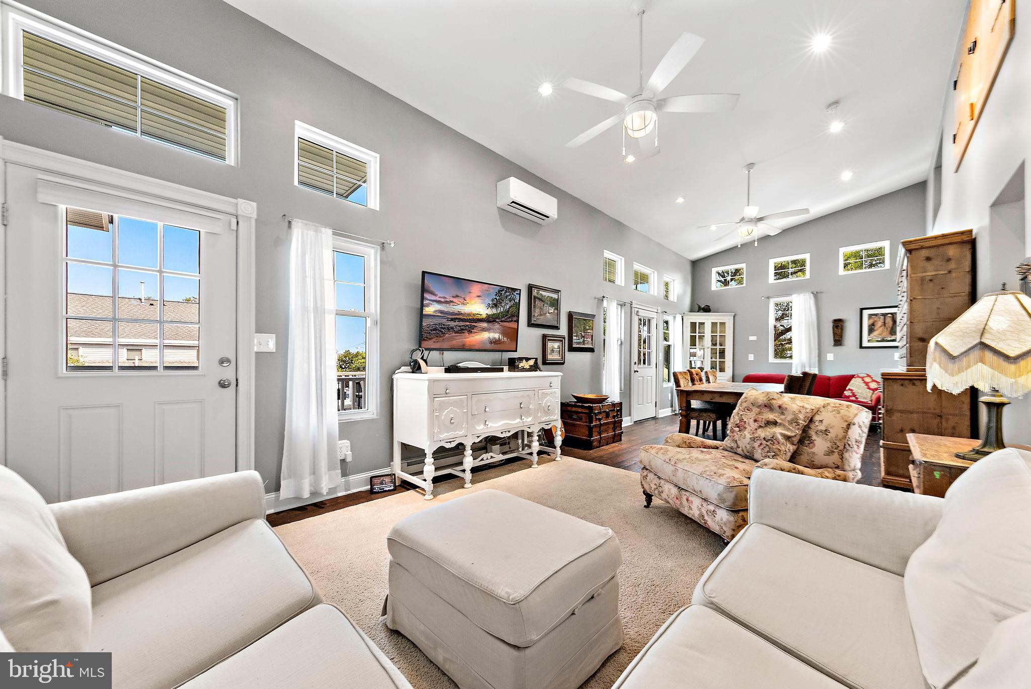 2101 Central Ave