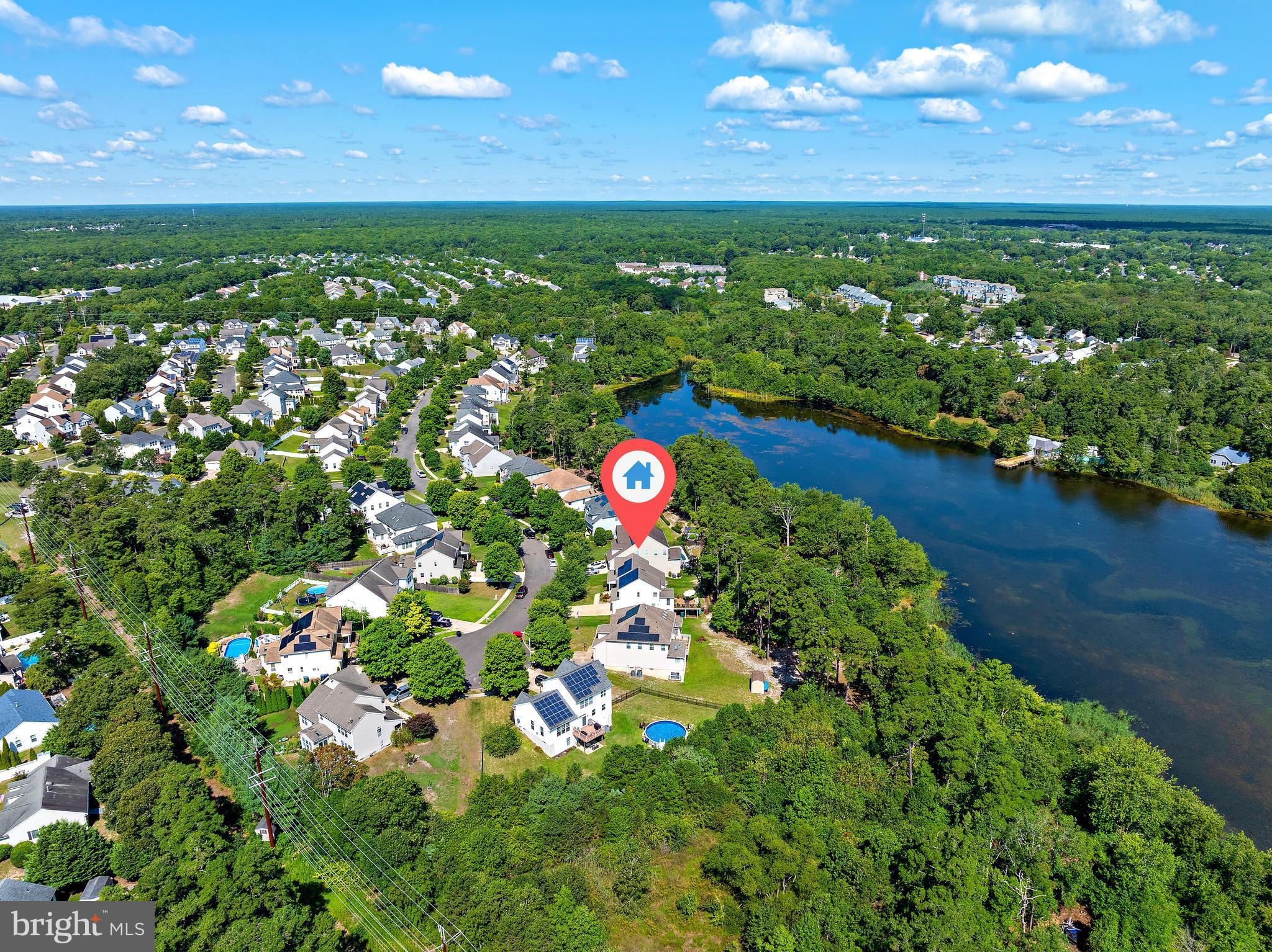 51 Waters Edge Dr