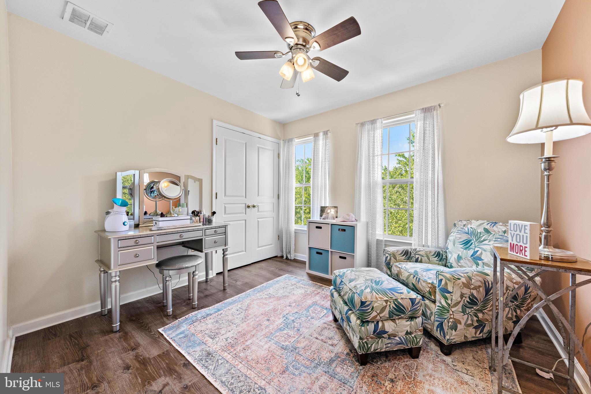 51 Waters Edge Dr