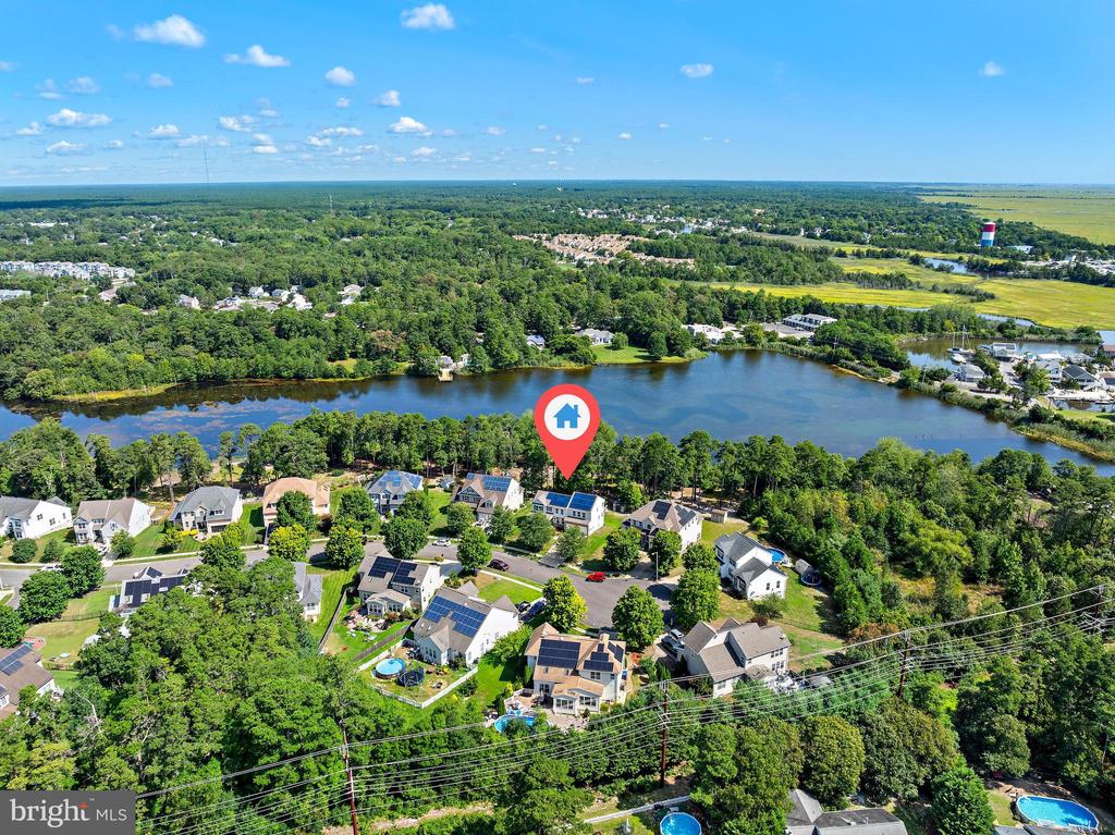51 Waters Edge Dr