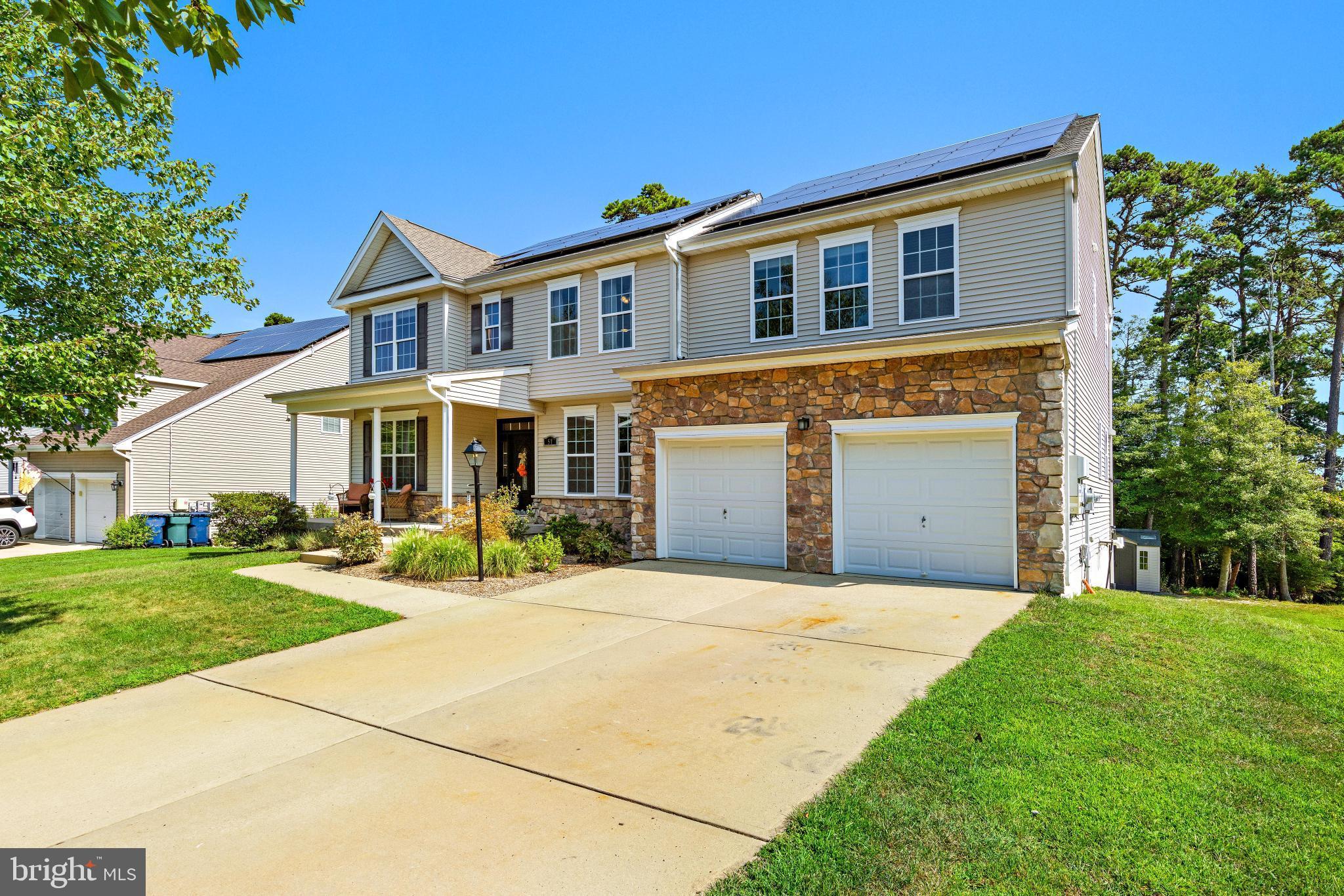 51 Waters Edge Dr