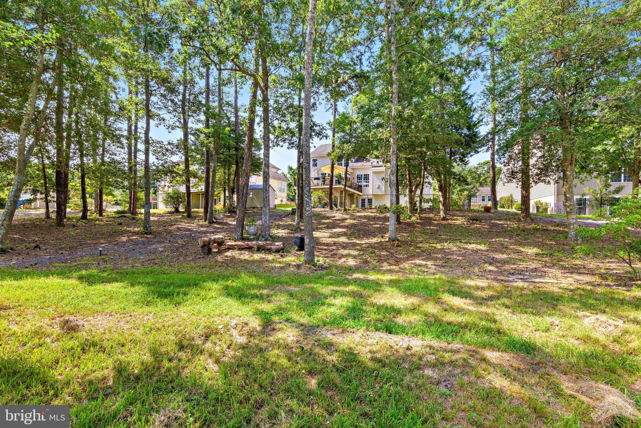 51 Waters Edge Dr