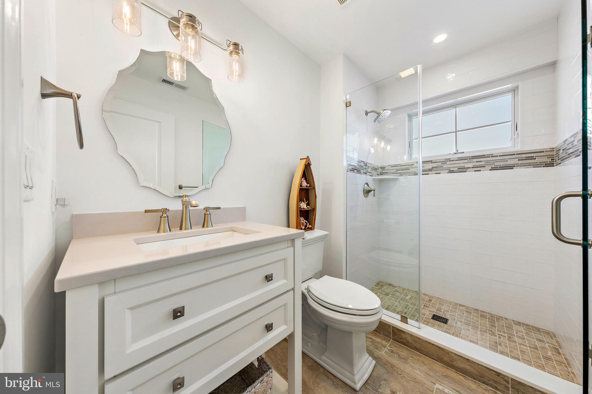 4901 Long Beach