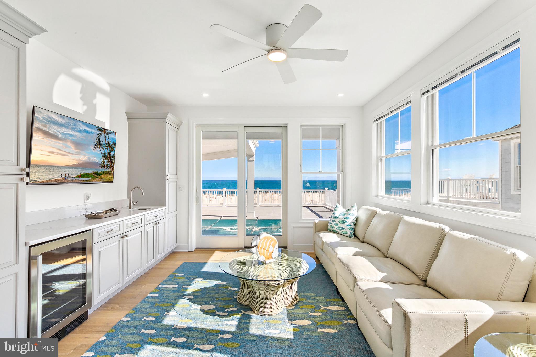 4901 Long Beach