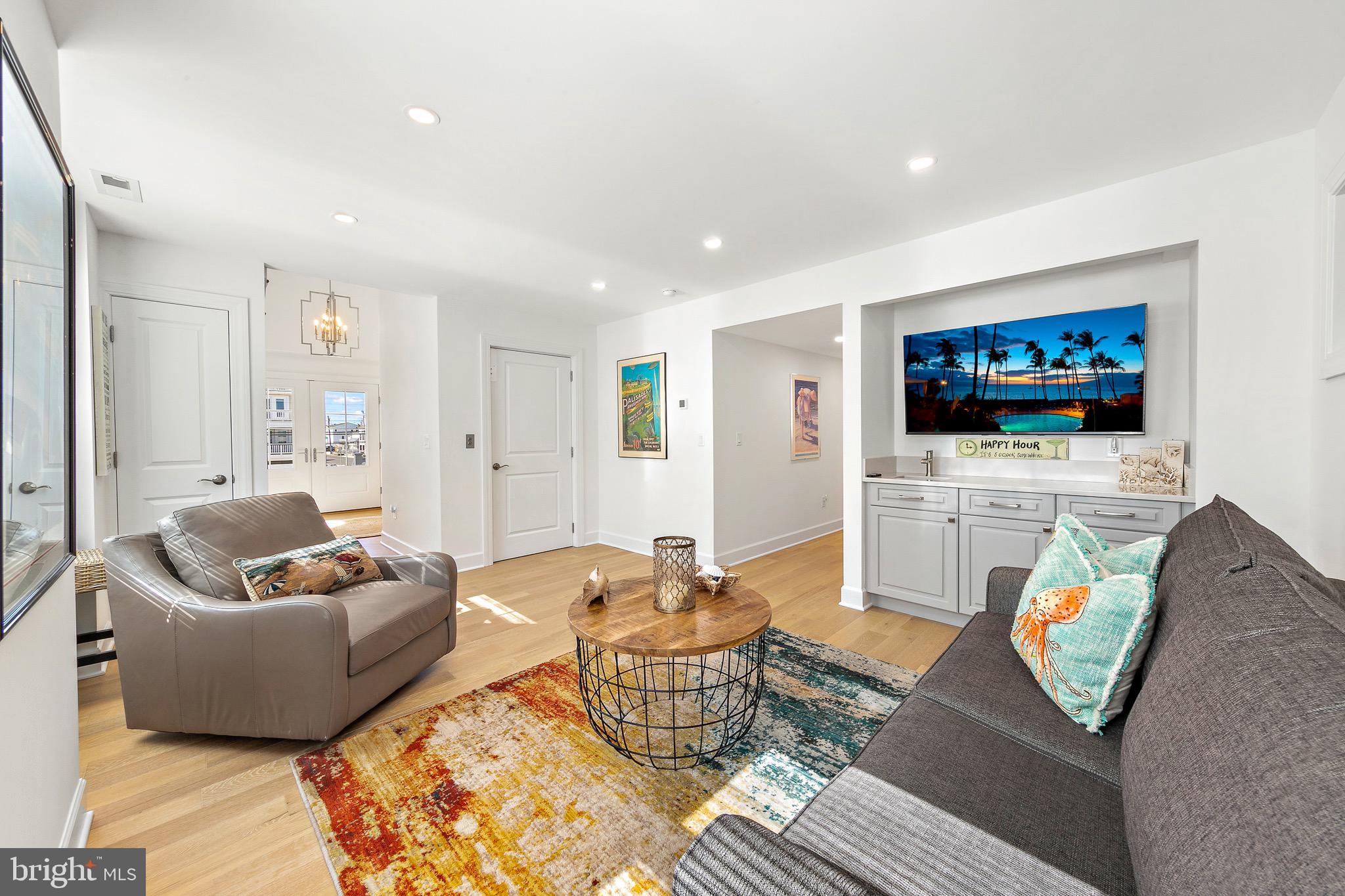4901 Long Beach
