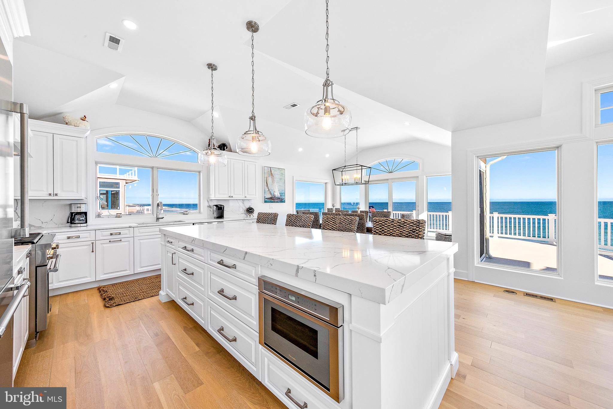 4901 Long Beach