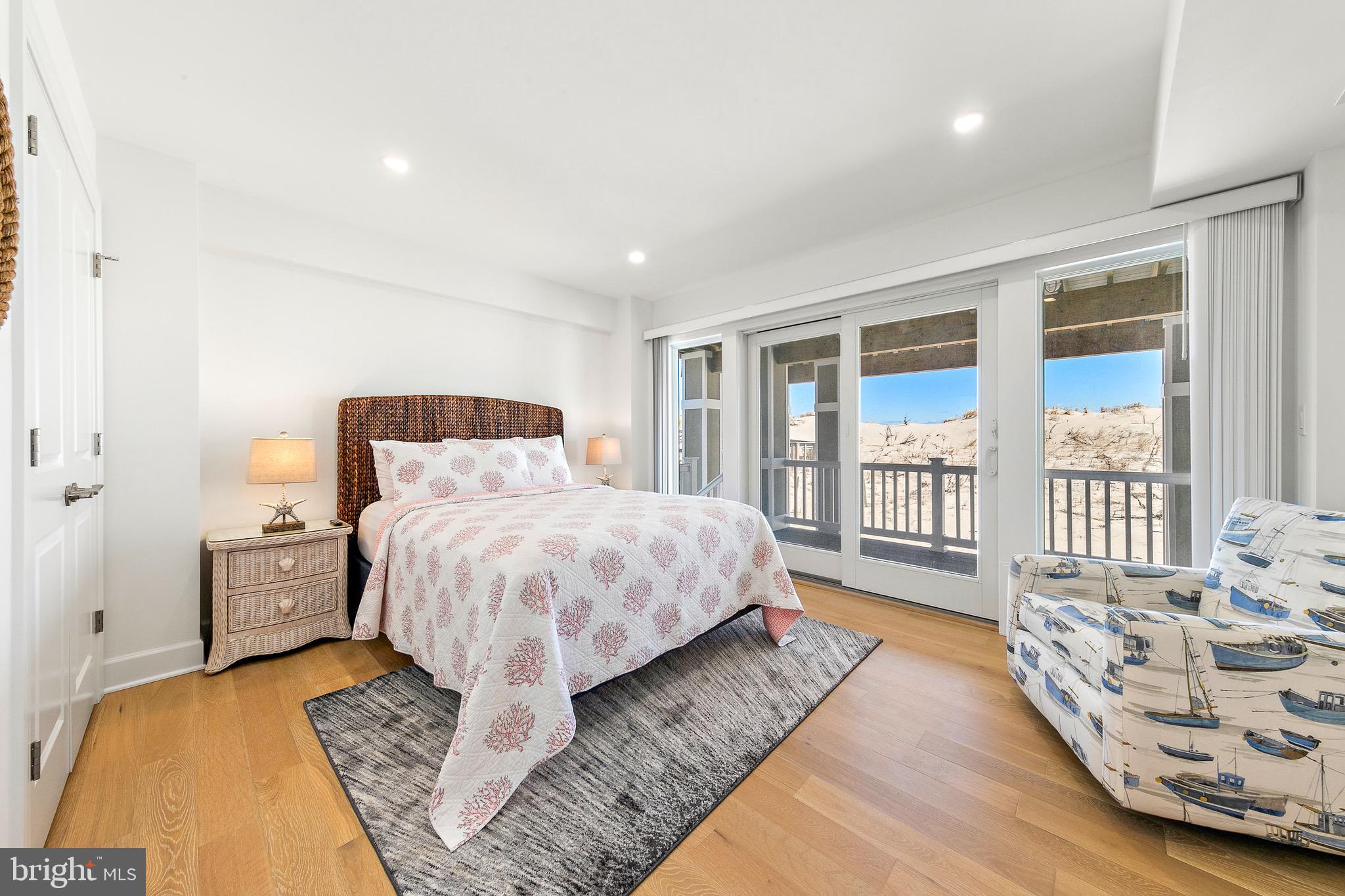 4901 Long Beach