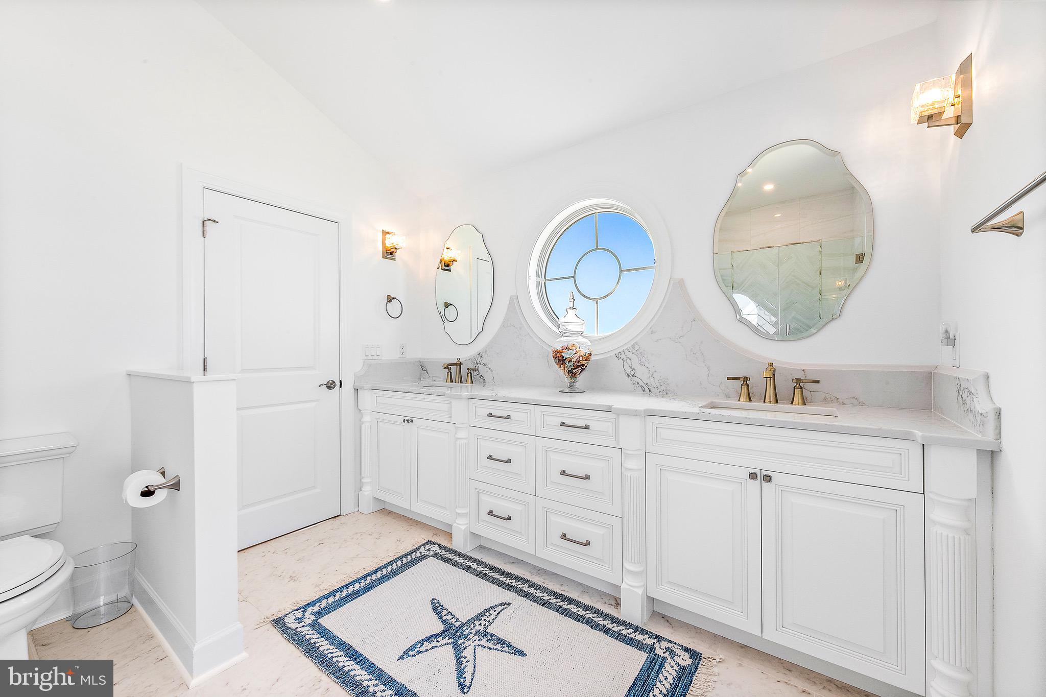 4901 Long Beach