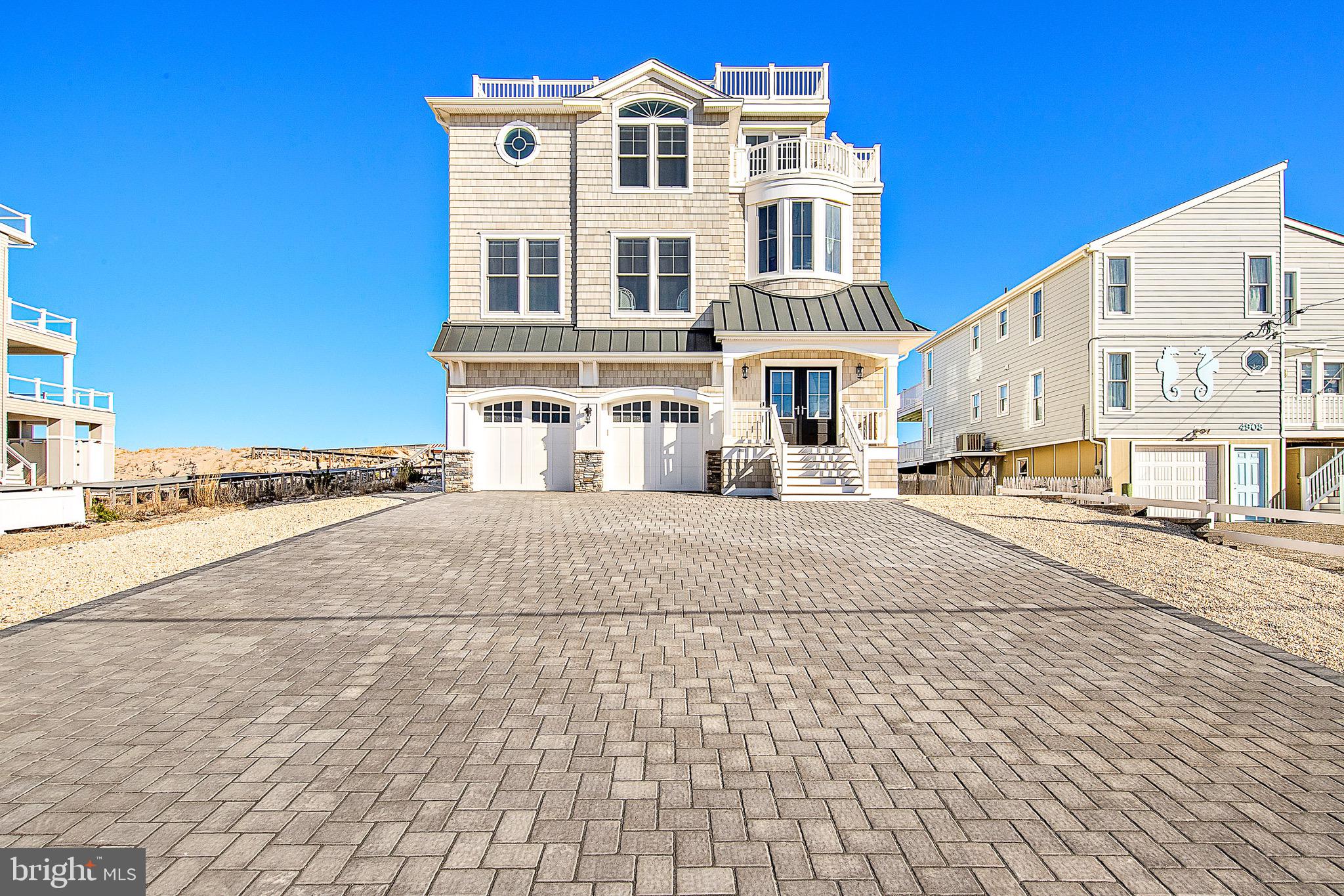 4901 Long Beach