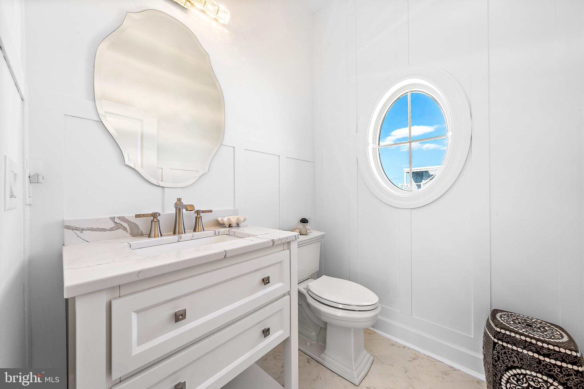 4901 Long Beach