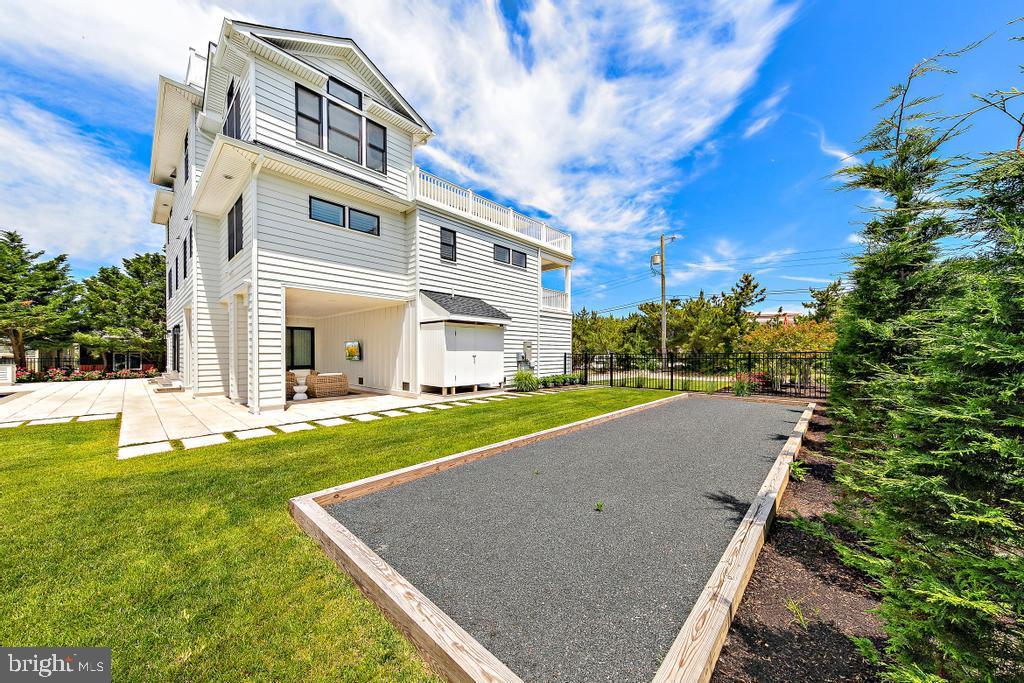 151-B Long Beach