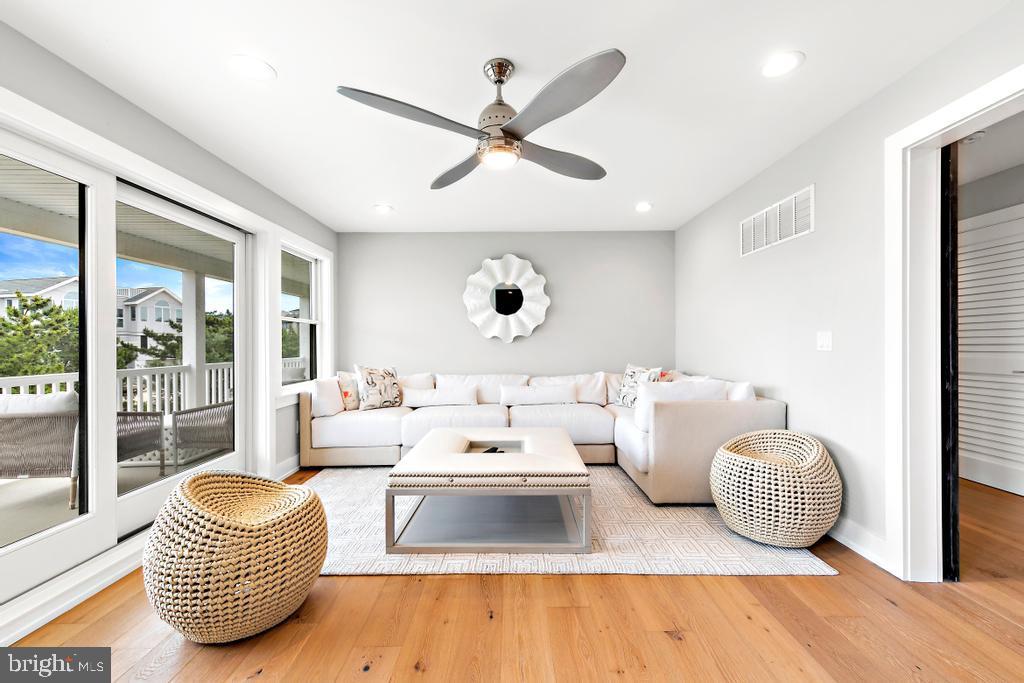 151-B Long Beach