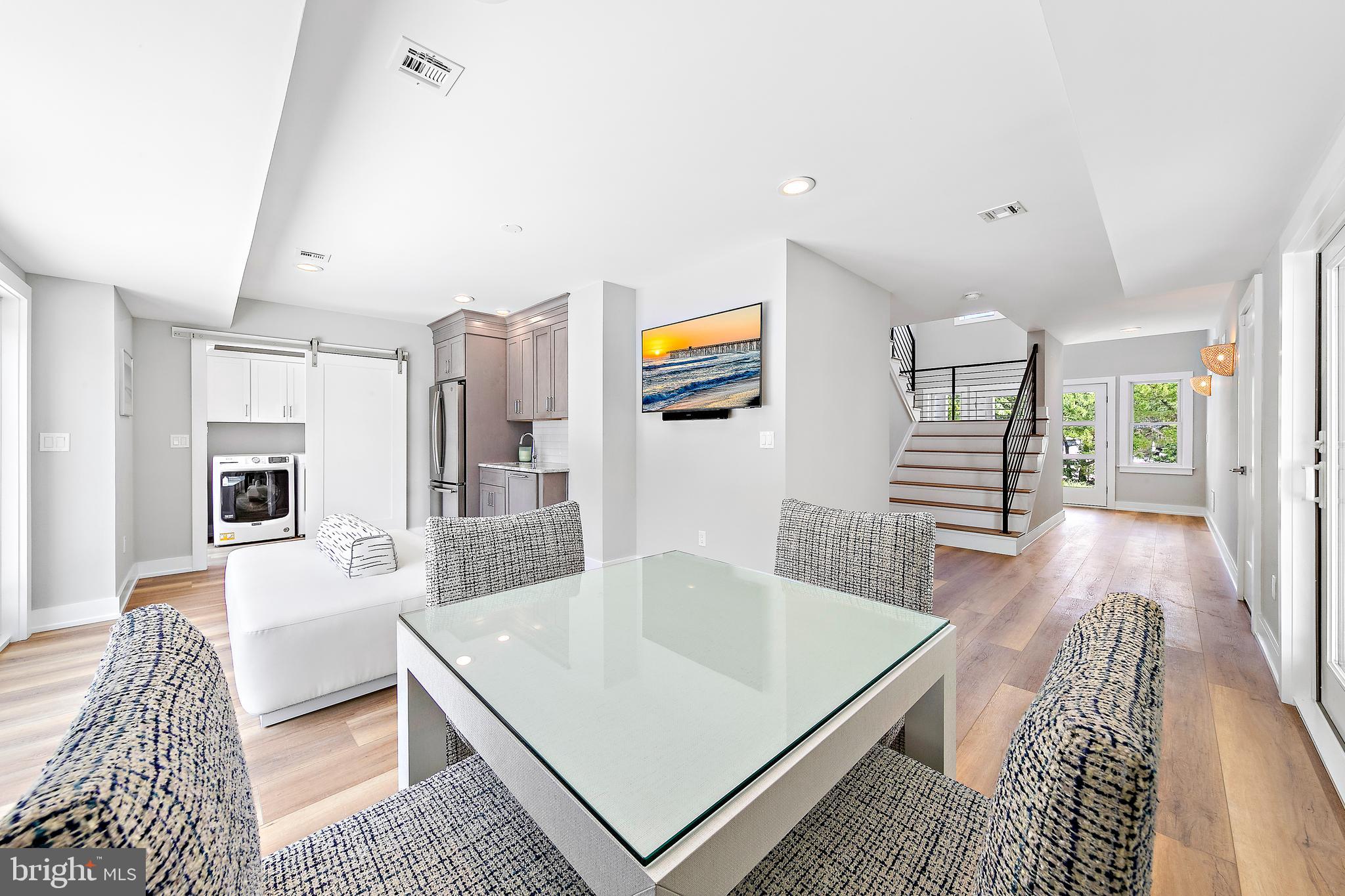 151-B Long Beach