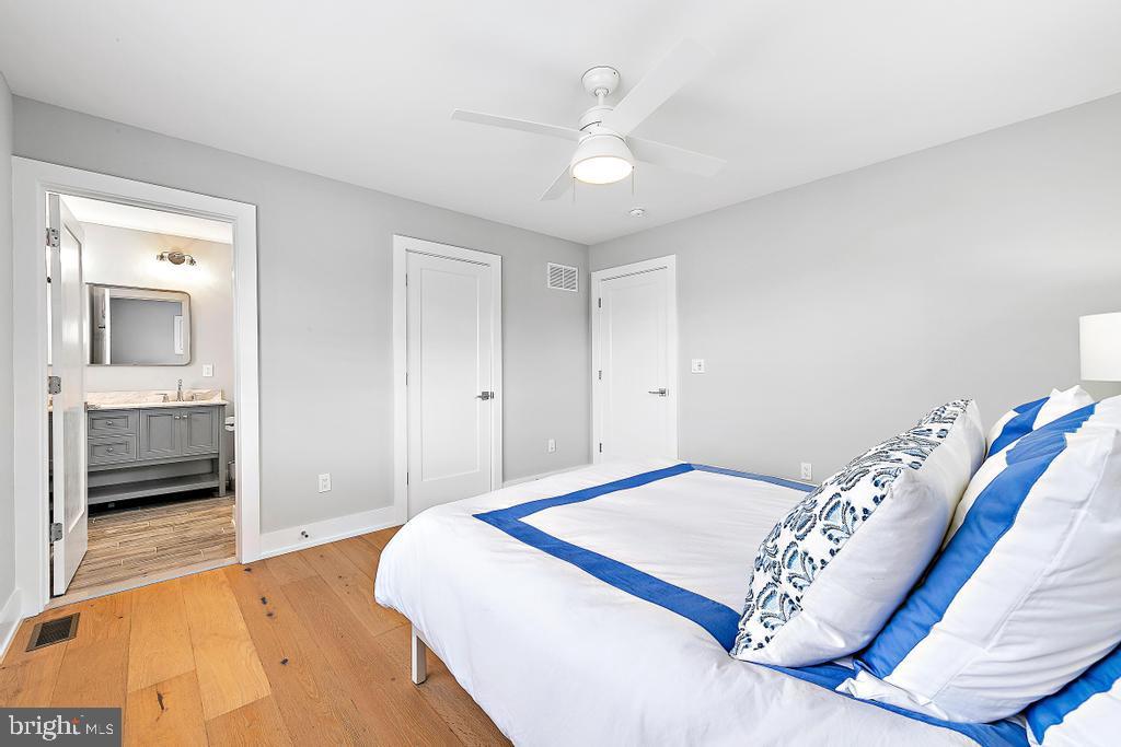 151-B Long Beach