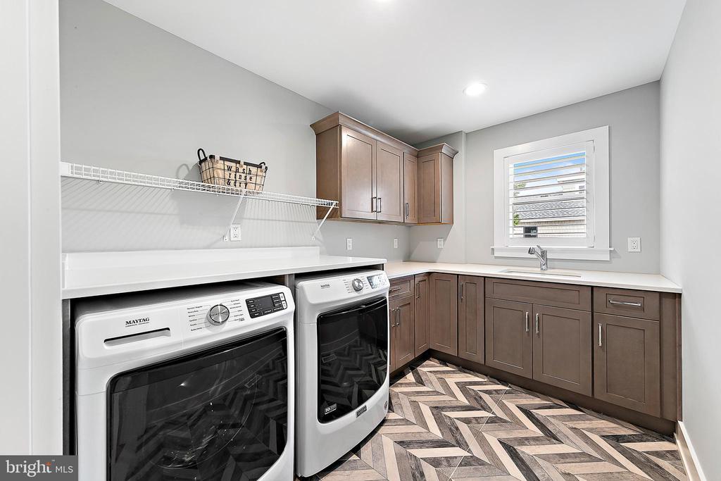 151-B Long Beach
