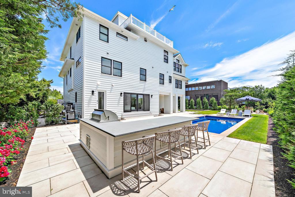 151-B Long Beach