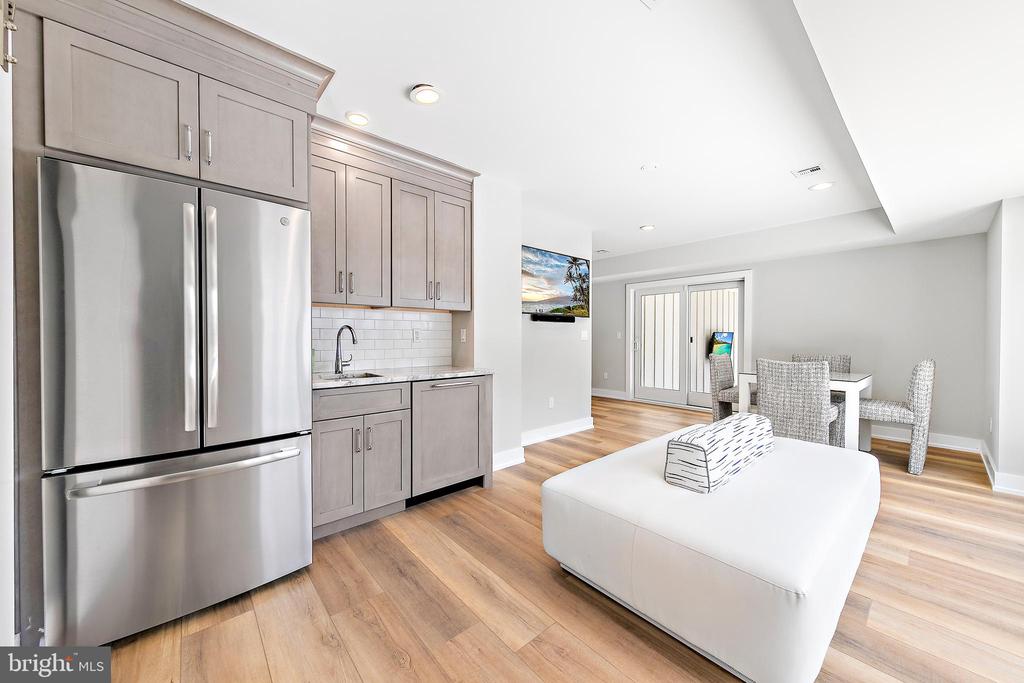 151-B Long Beach