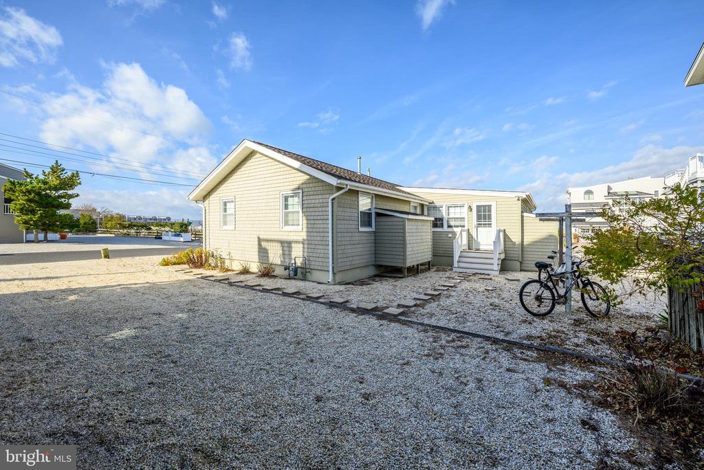 25 JOAN,OCEAN