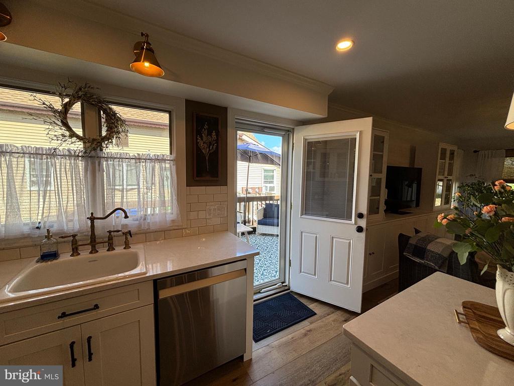 48 Sycamore Rd