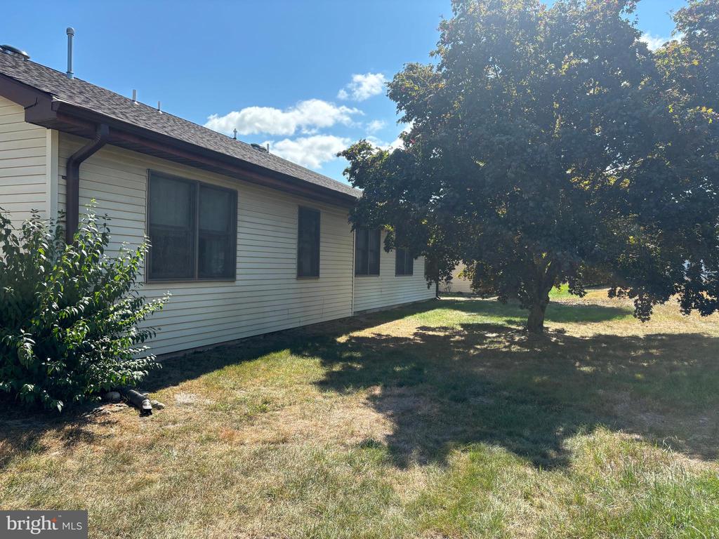48 Sycamore Rd