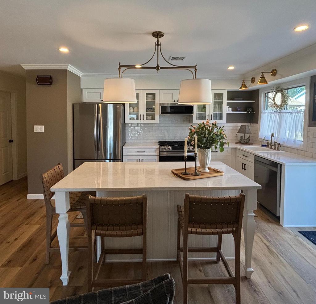 48 Sycamore Rd
