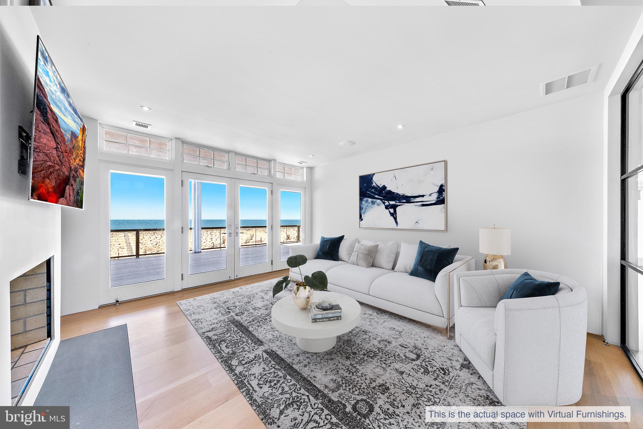 1039-C Long Beach Blvd.