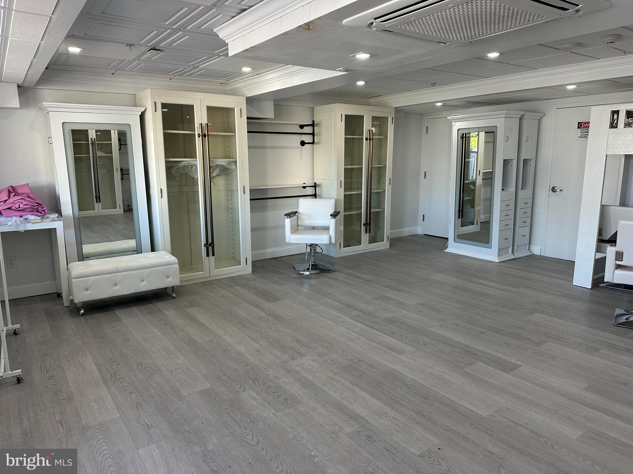 510 N Bay Ave #104