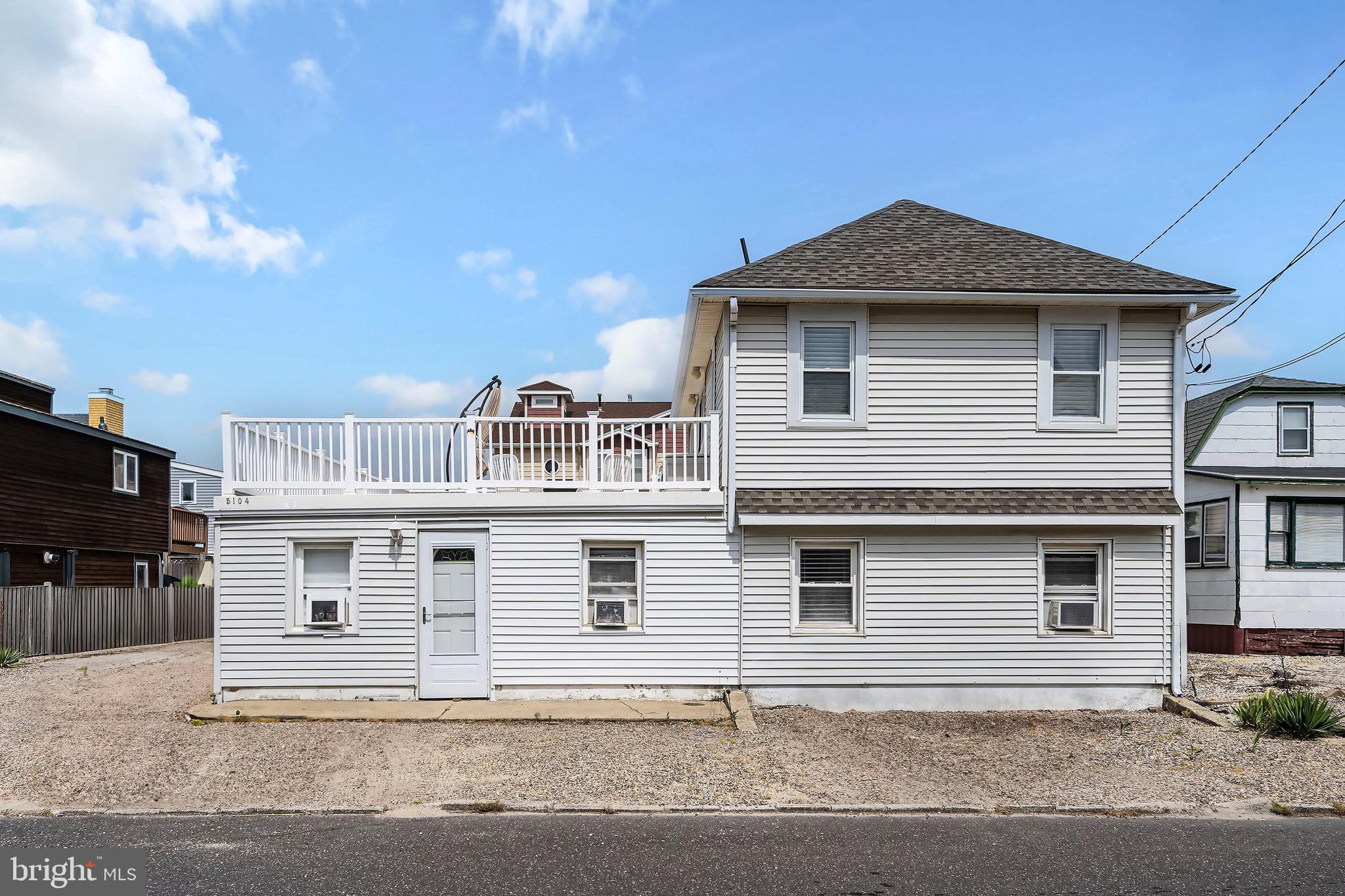 5104 W West Ave