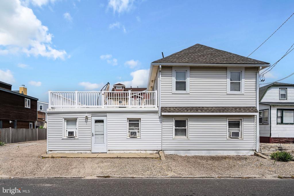 5104 W West Ave