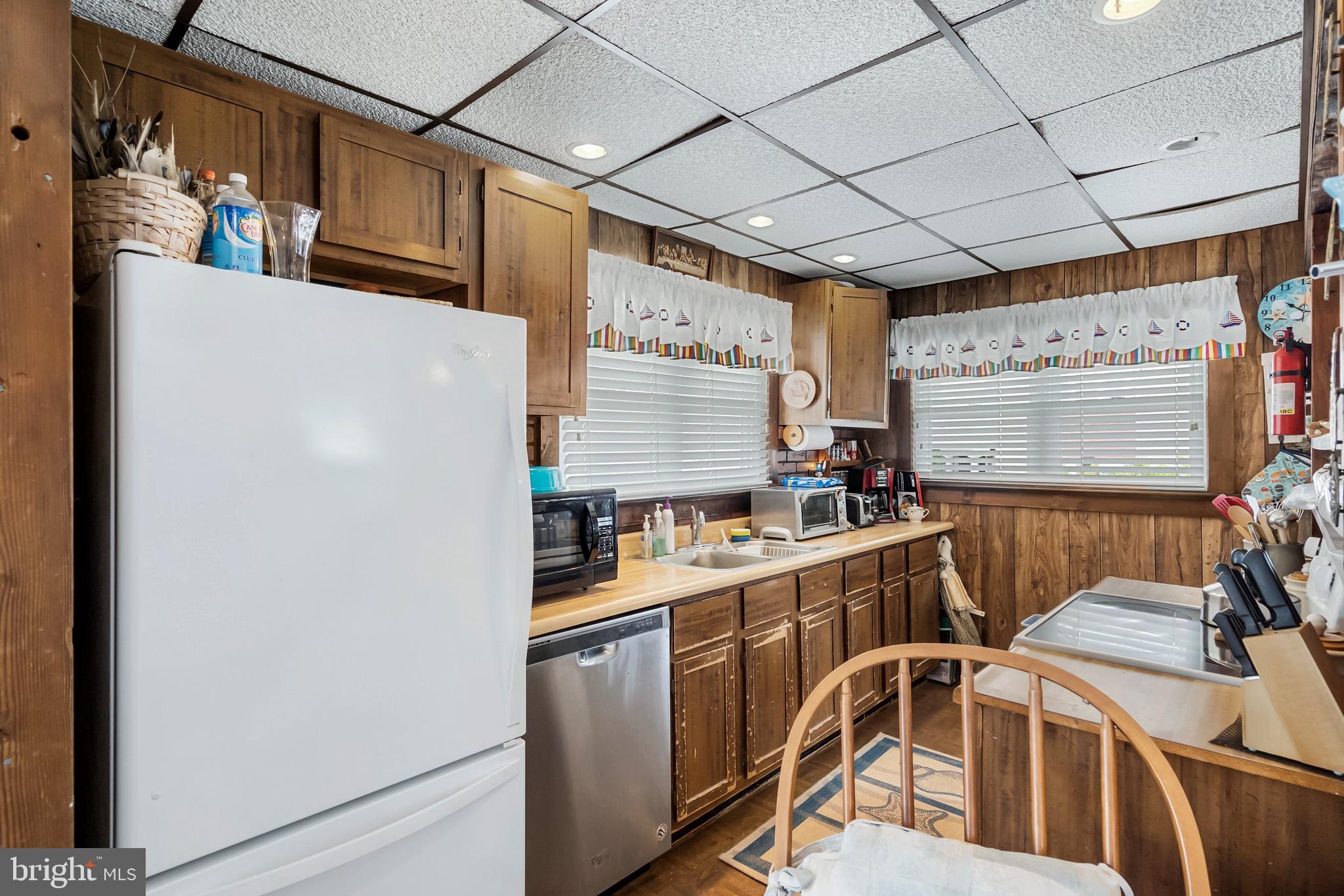 5104 W West Ave