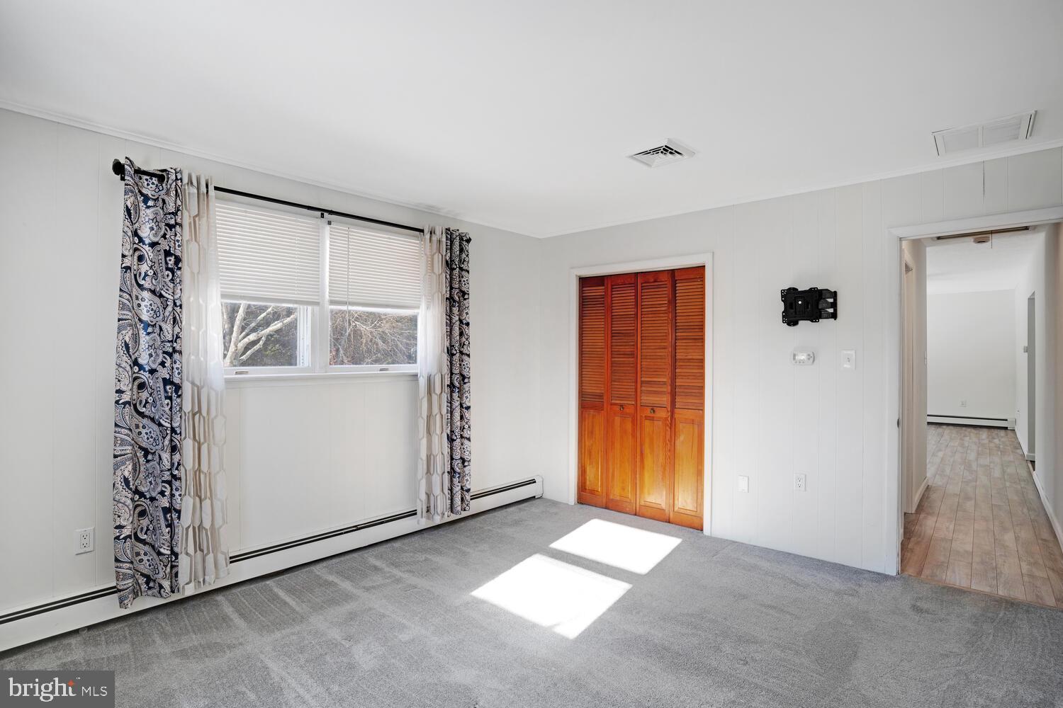 122 Forge Rd