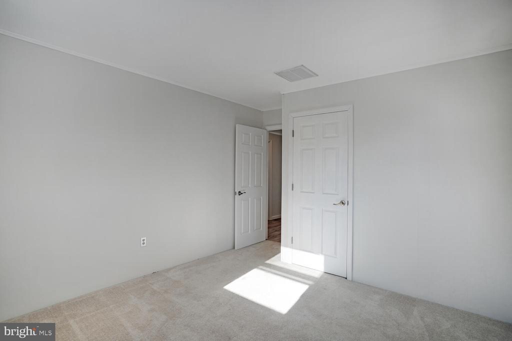 122 Forge Rd