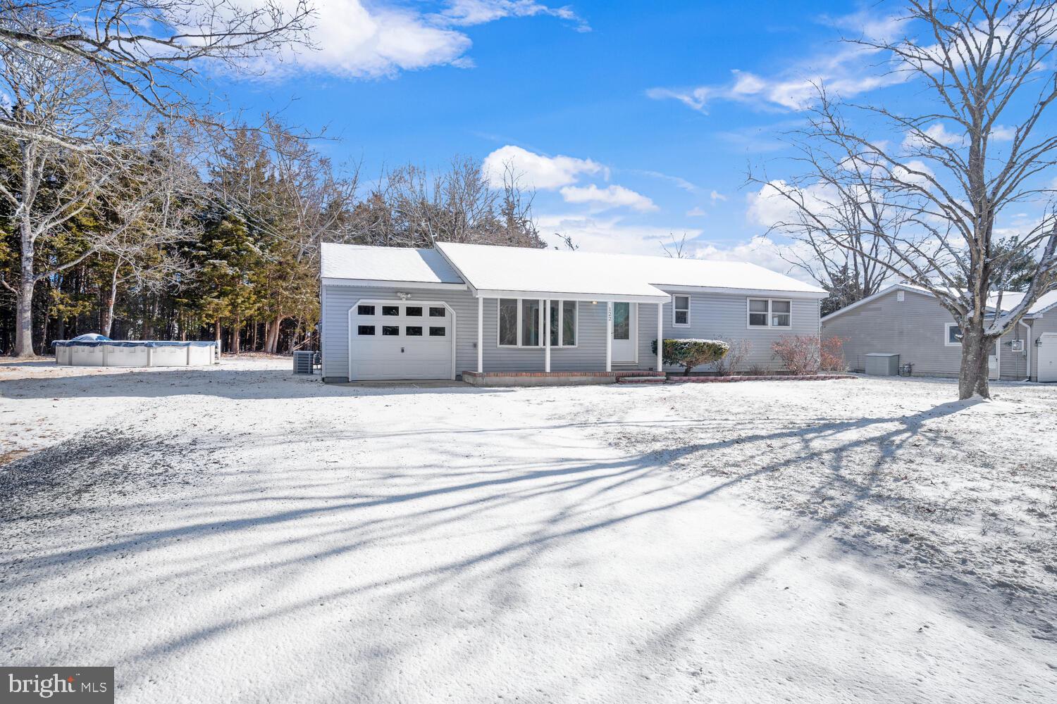 122 Forge Rd
