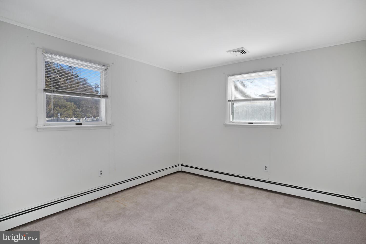 122 Forge Rd