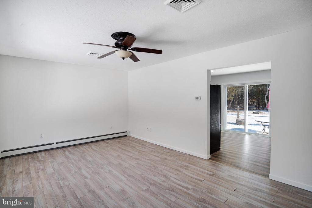 122 Forge Rd