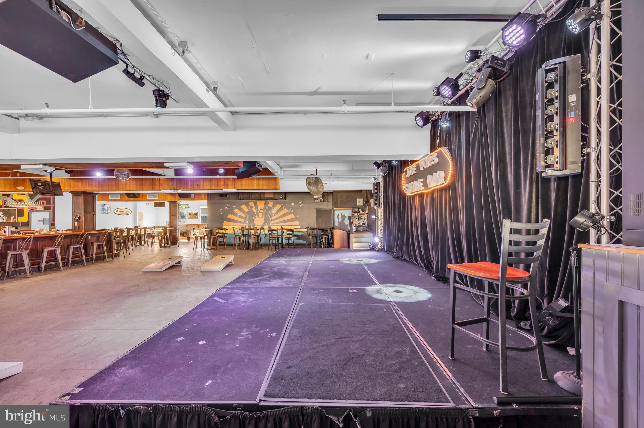 2002 LONG BEACH BOULEVARD