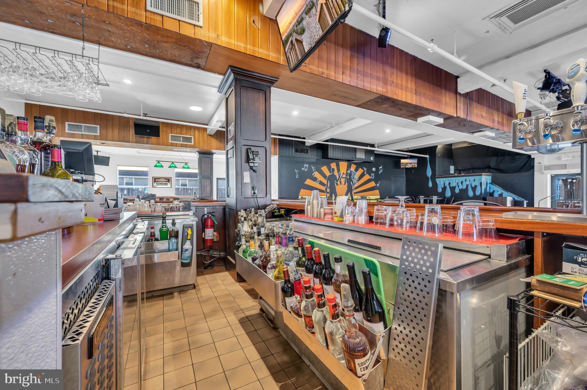 2002 LONG BEACH BOULEVARD