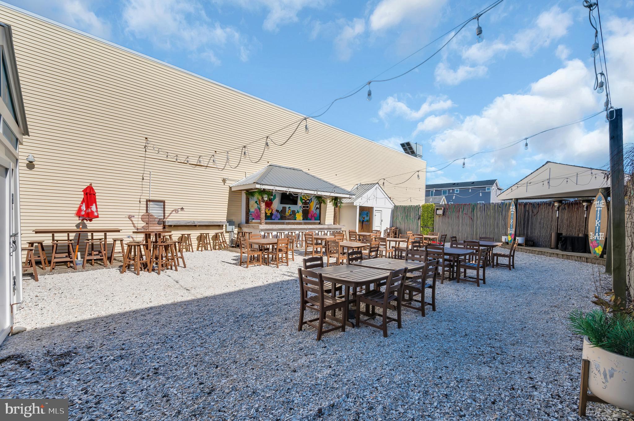 2002 LONG BEACH BOULEVARD