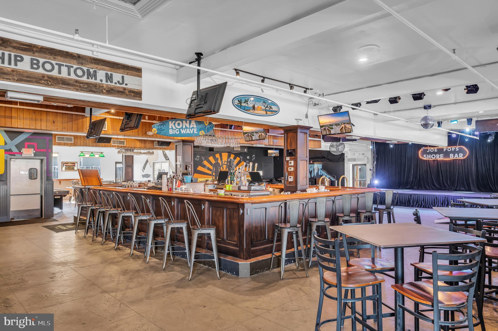 2002 LONG BEACH BOULEVARD