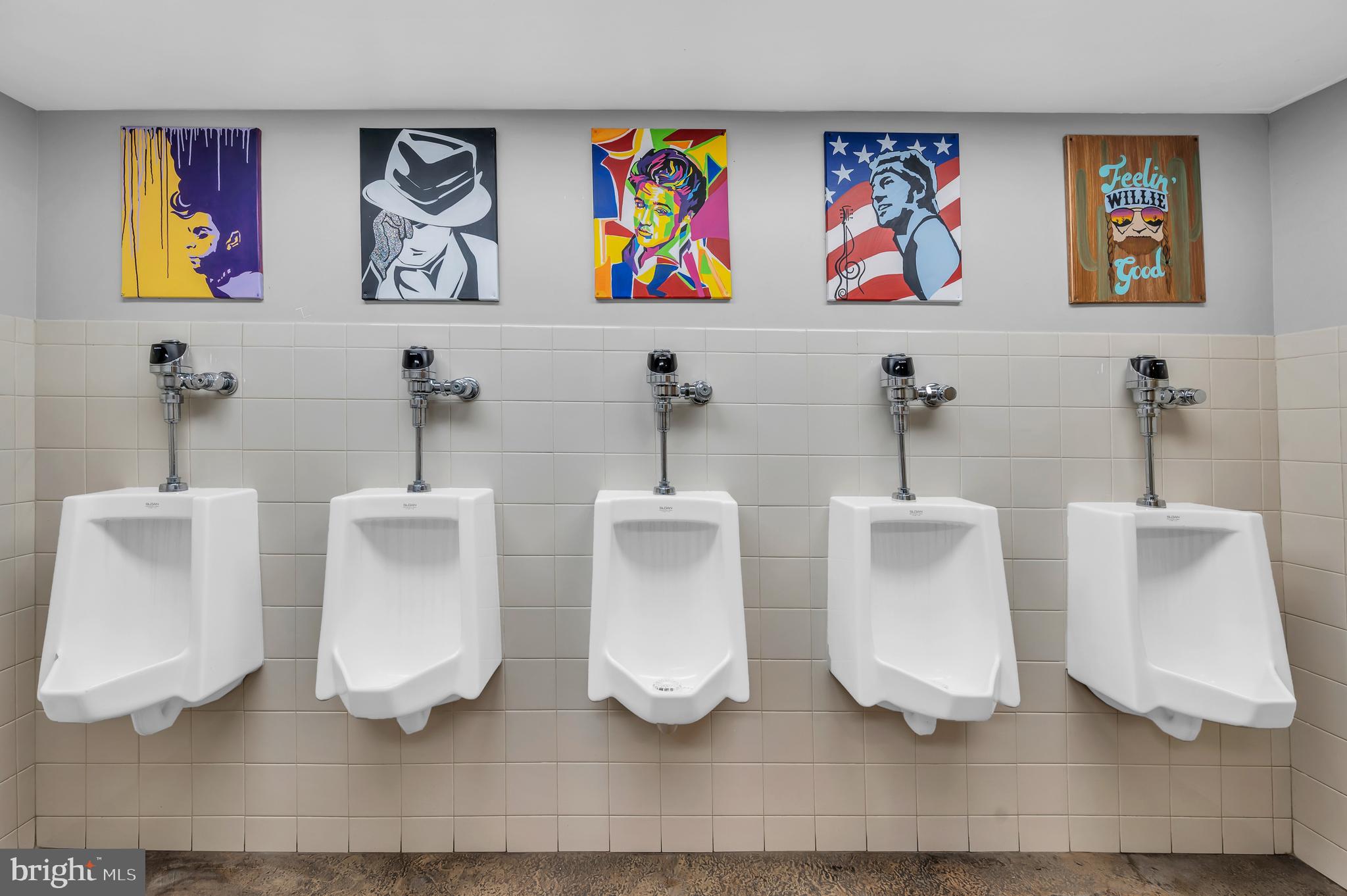 2002 LONG BEACH BOULEVARD