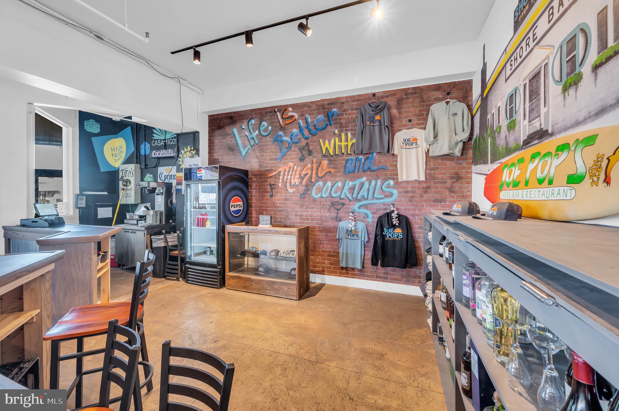 2002 LONG BEACH BOULEVARD