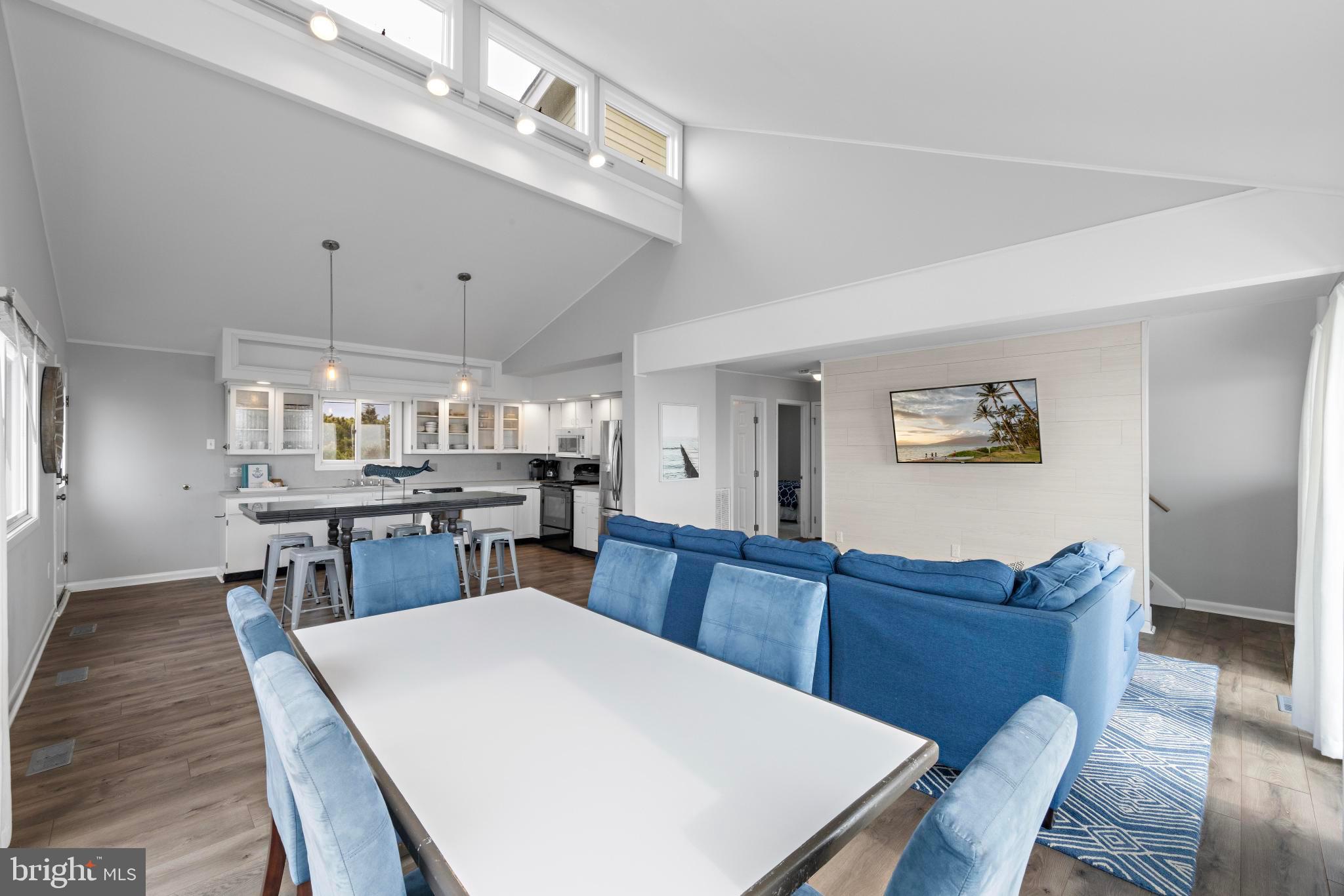 12103 Ocean Ave