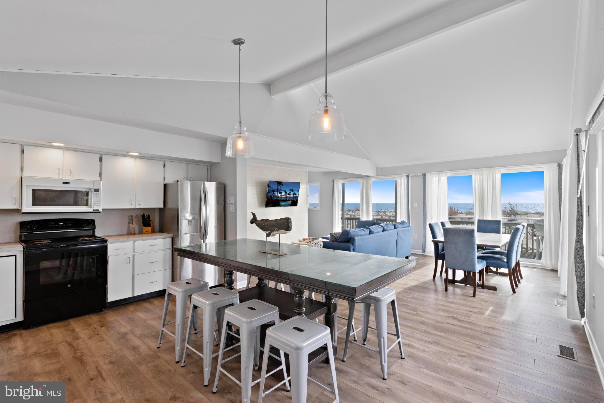 12103 Ocean Ave