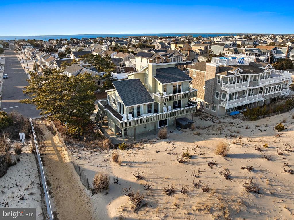 12103 Ocean Ave