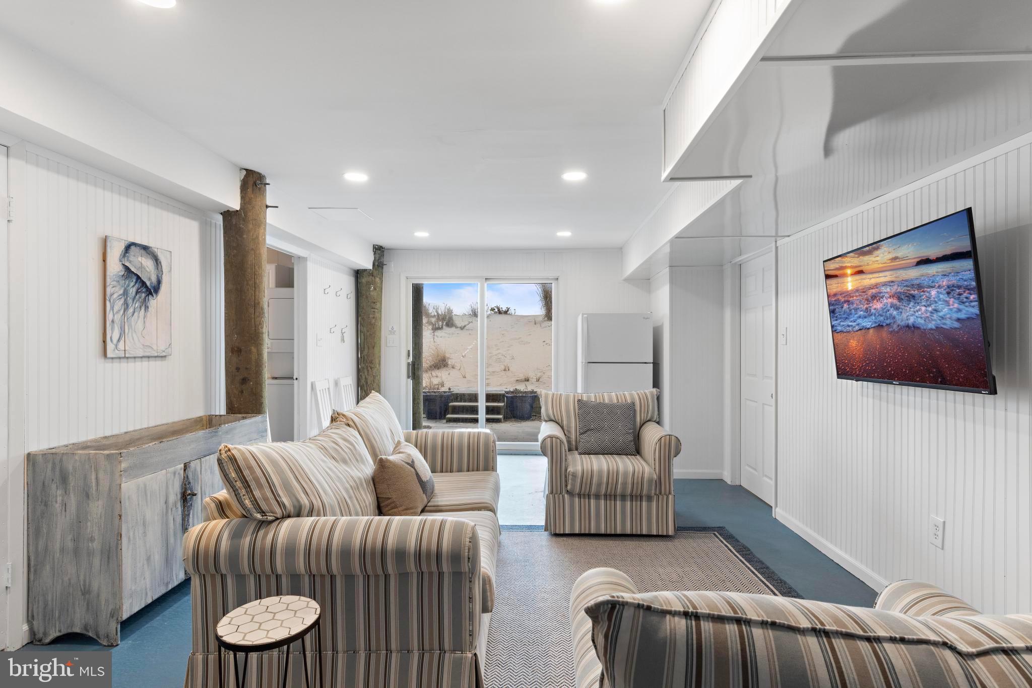 12103 Ocean Ave