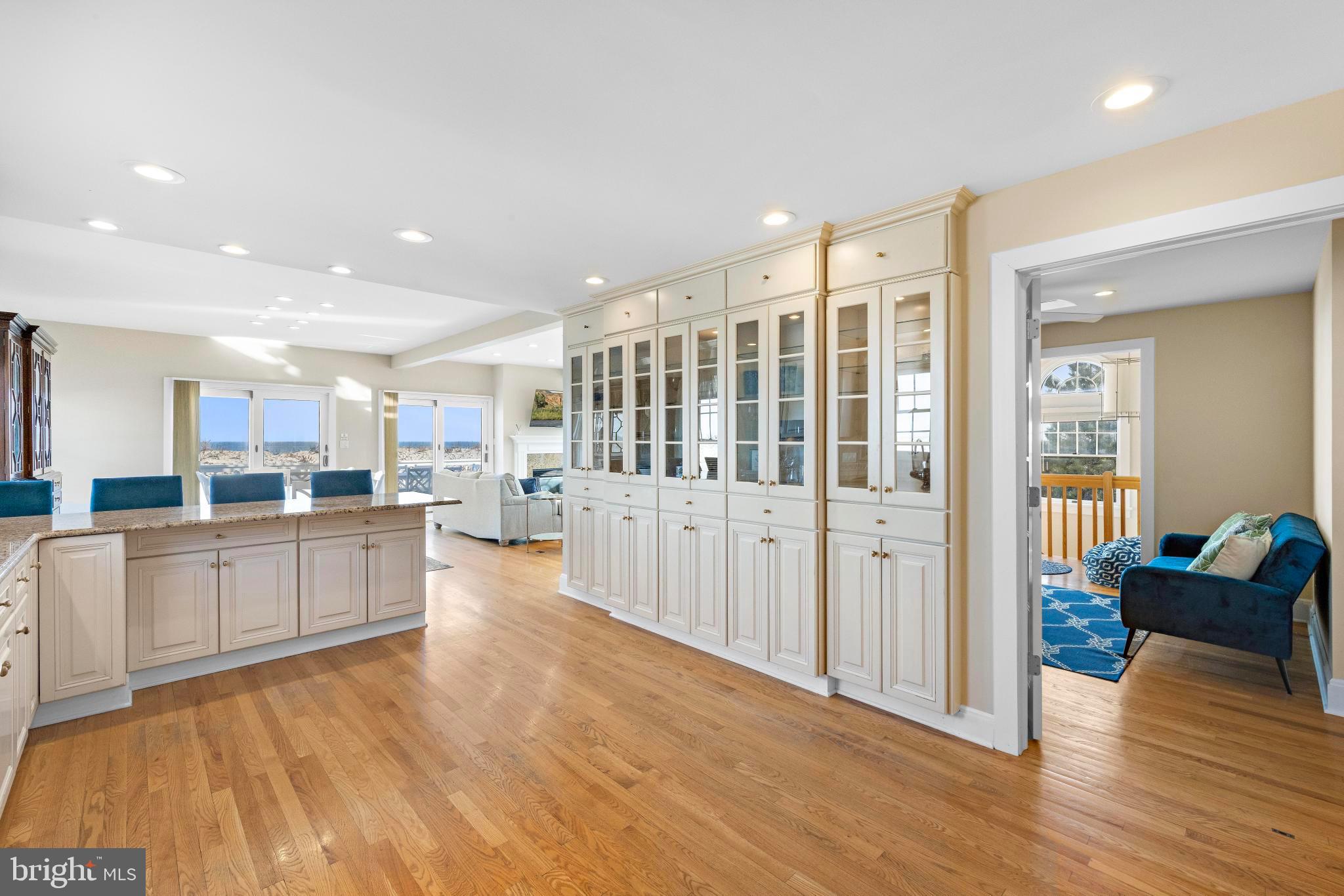 7211 Ocean Blvd
