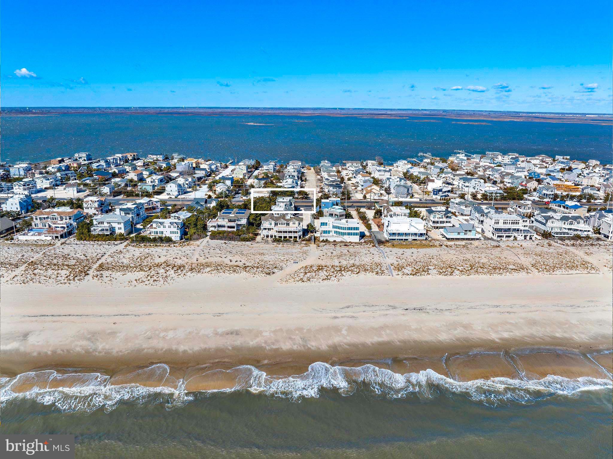 1085-A Long Beach