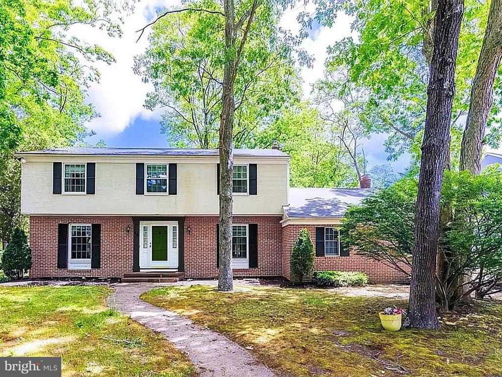 86 Cornell Dr
