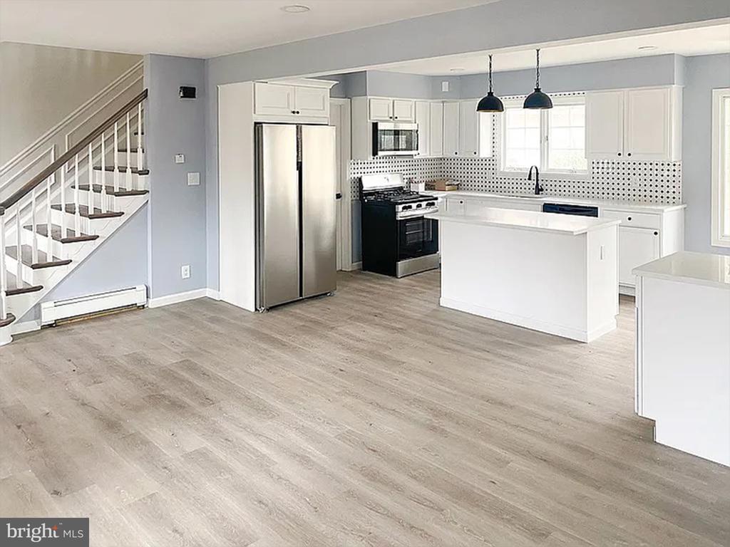 86 Cornell Dr