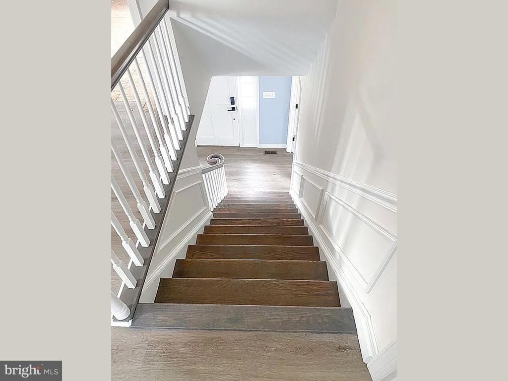 86 Cornell Dr